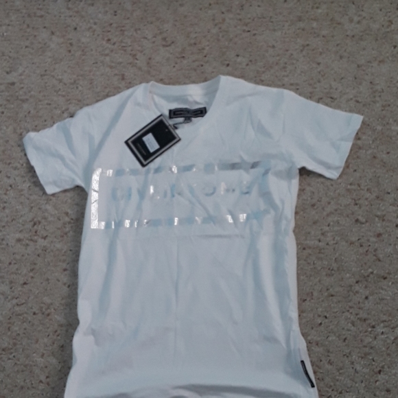 Top with detail - Picture 4 of 4